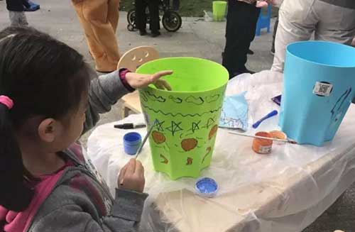 塑料環保果皮箱大變身